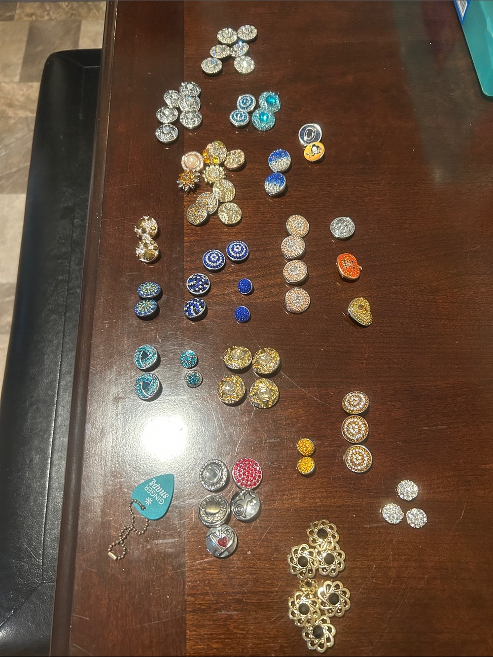 Lot of Ginger Snap pendants